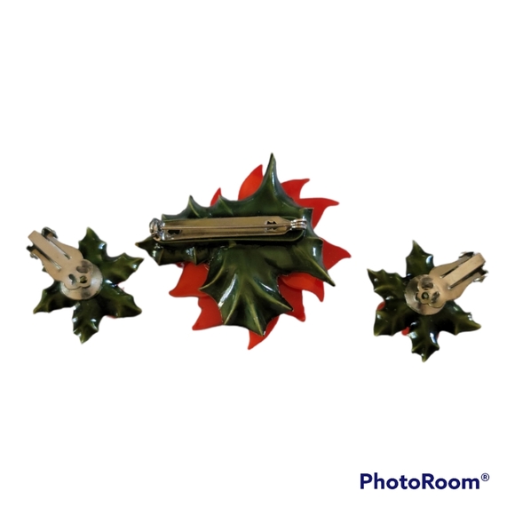 COPY - Vtg Enameled Pin With Clip on Earrings - Picture 2 of 4